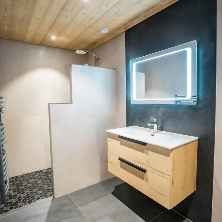 3 Pieces Pour 6 Pers Avec Terrasse A Chatel, Proche Centre Et Telecabine. - Fr-1-676-14 *